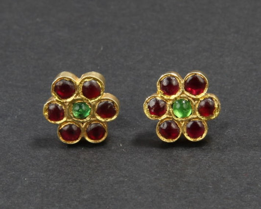 Na'ilah studs