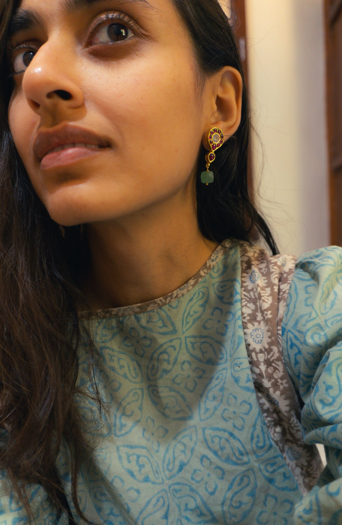 Aambre Studs