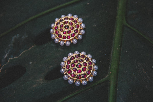 Shatapatri Studs