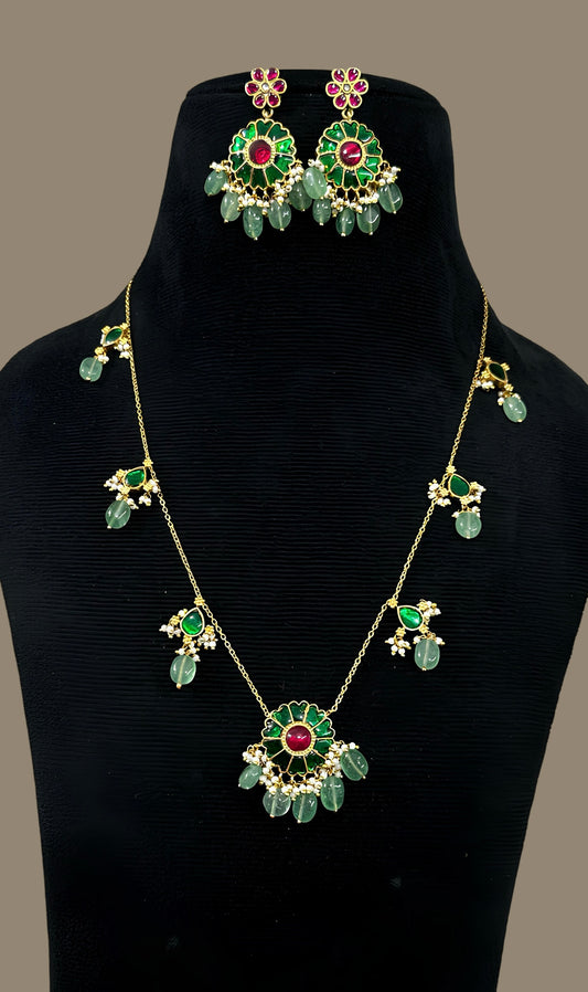 Yodhya Necklace and Earring Set