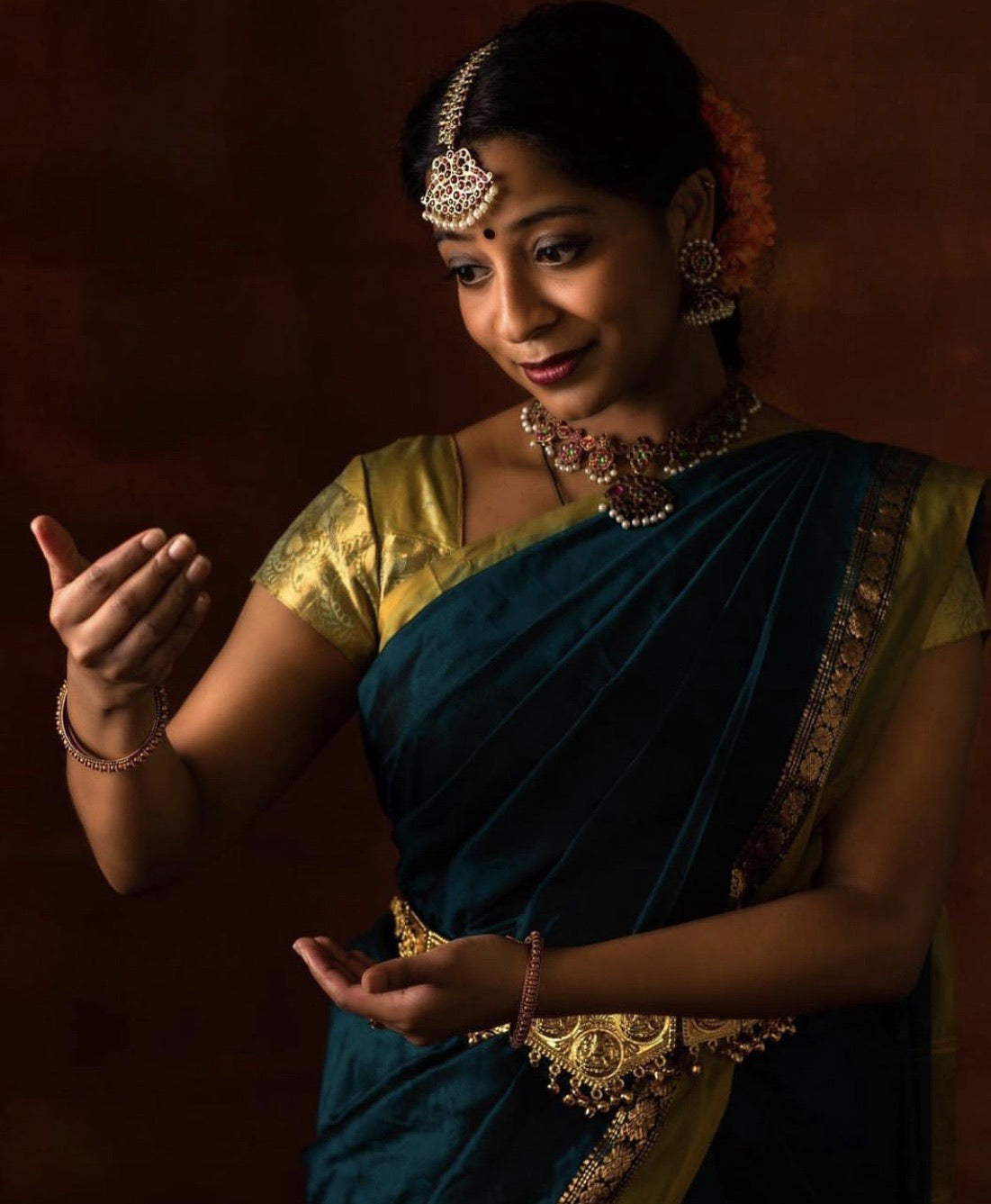 Bhairavi Maangtikka - Aaharya