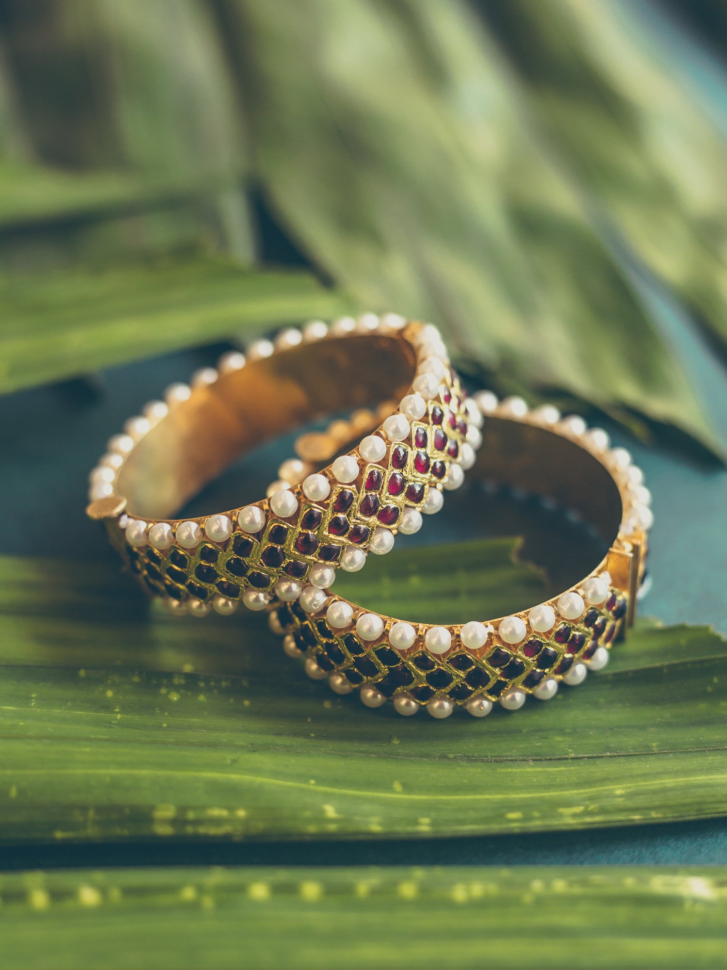 Mukta Bangles - Aaharya