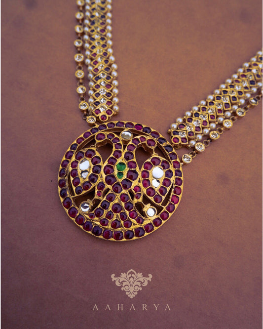 Pratimurtih Necklace