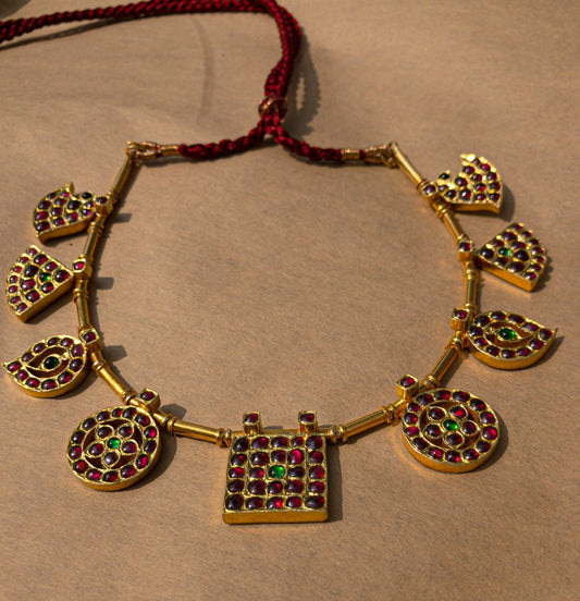Raani Maalai Queen’s Garland necklace with shield, moon, mango, fan and horse motifs with kemp stones - Aaharya temple jewelry