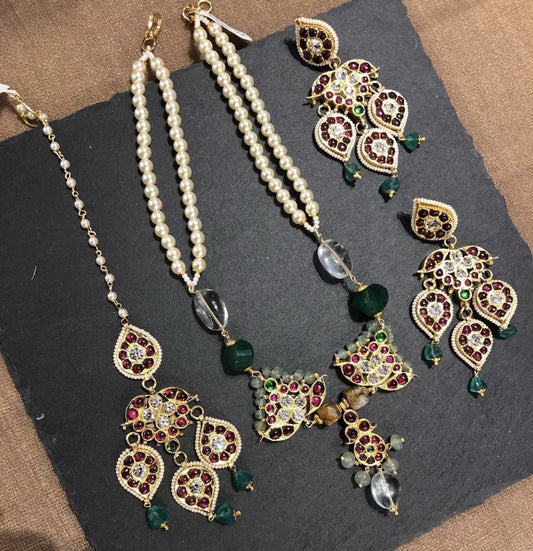 Soumya Earrings - Aaharya