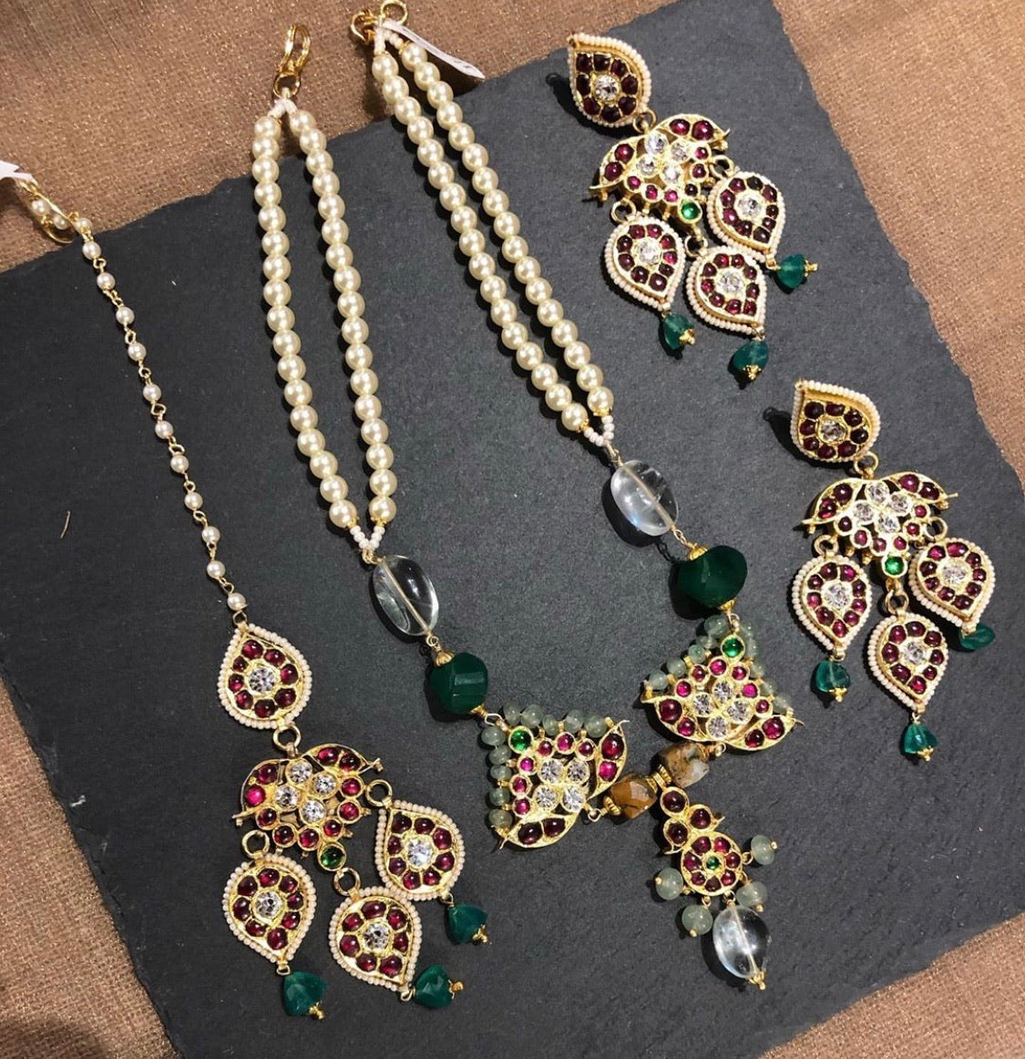 Soumya Maangtikka - Aaharya