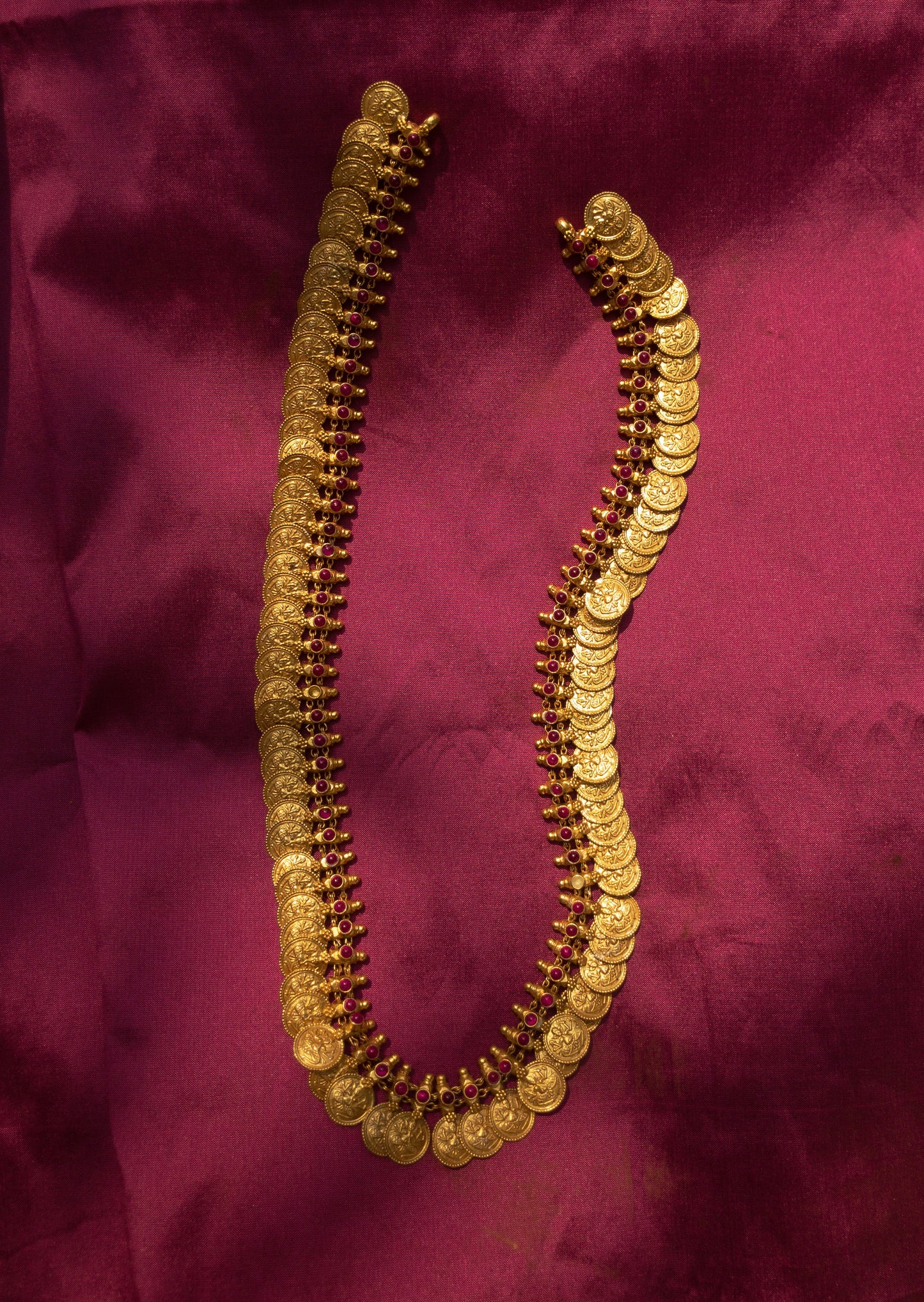 Varnan Necklace