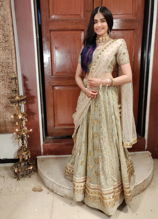 Pushp Maangtikka - Aaharya