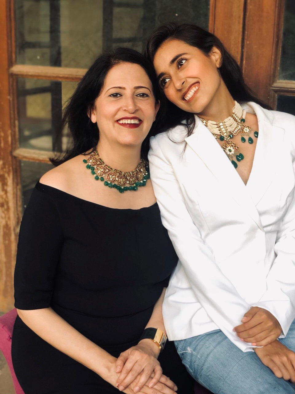 Atosi Choker - Aaharya