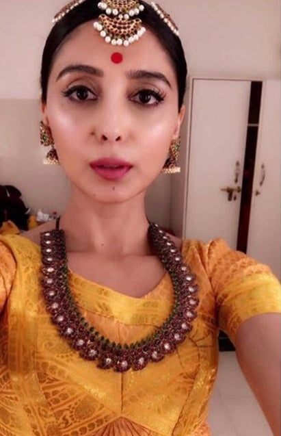 Cascade Maangtika - Aaharya