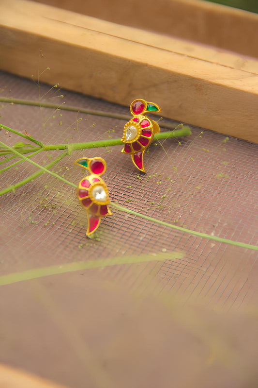 Shuka Studs