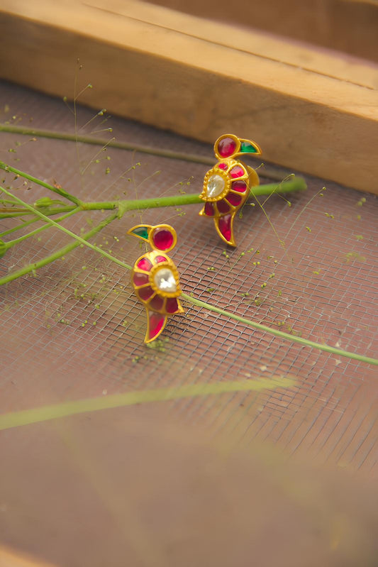 Shuka Studs