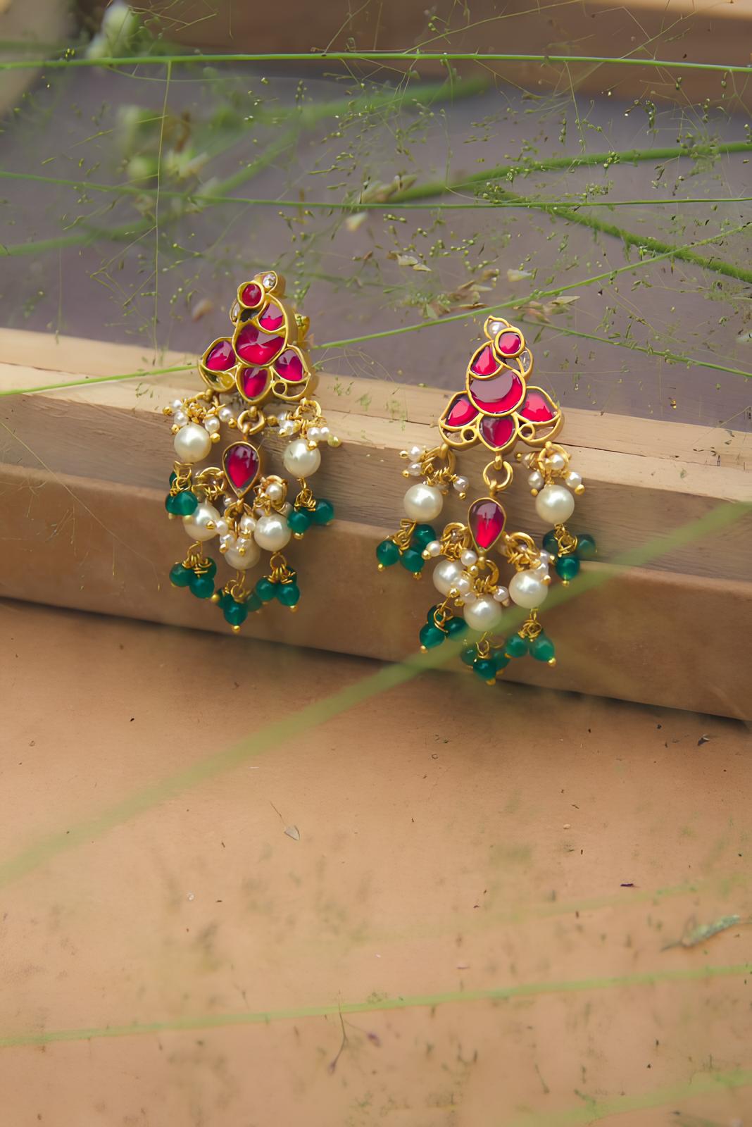 Kanthasutra Earrings