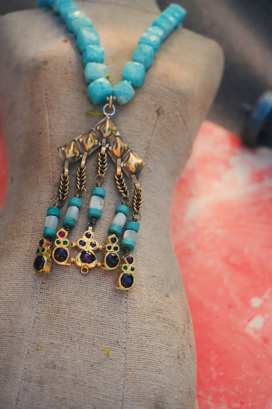 Vyavhara Necklace