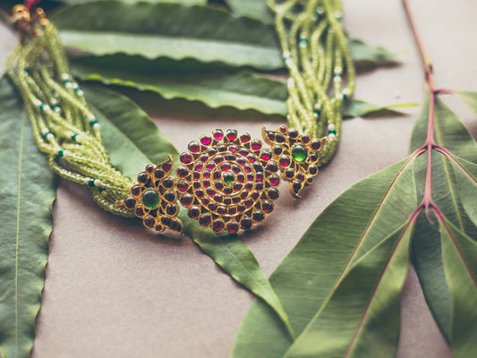 Empyrean Choker - Aaharya