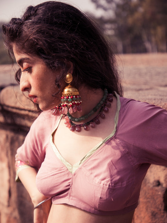 Aambre Earrings