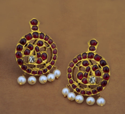 Saraiya Studs