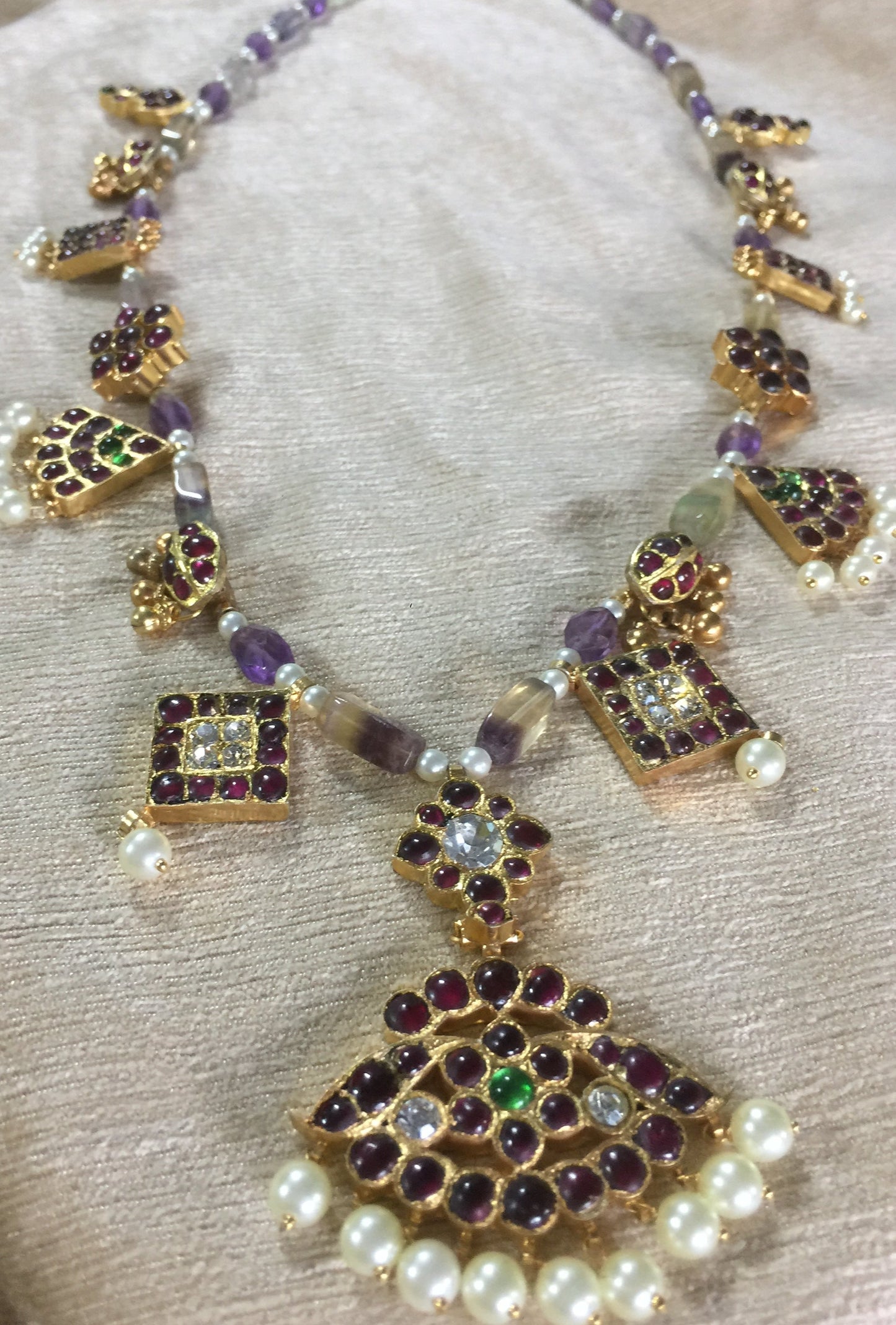 Tareeni Necklace