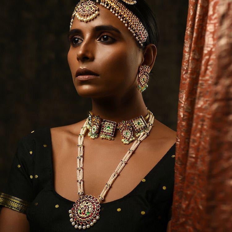 Avrohi Earrings - Aaharya